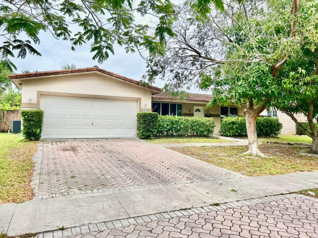 4913 Mckinley Street