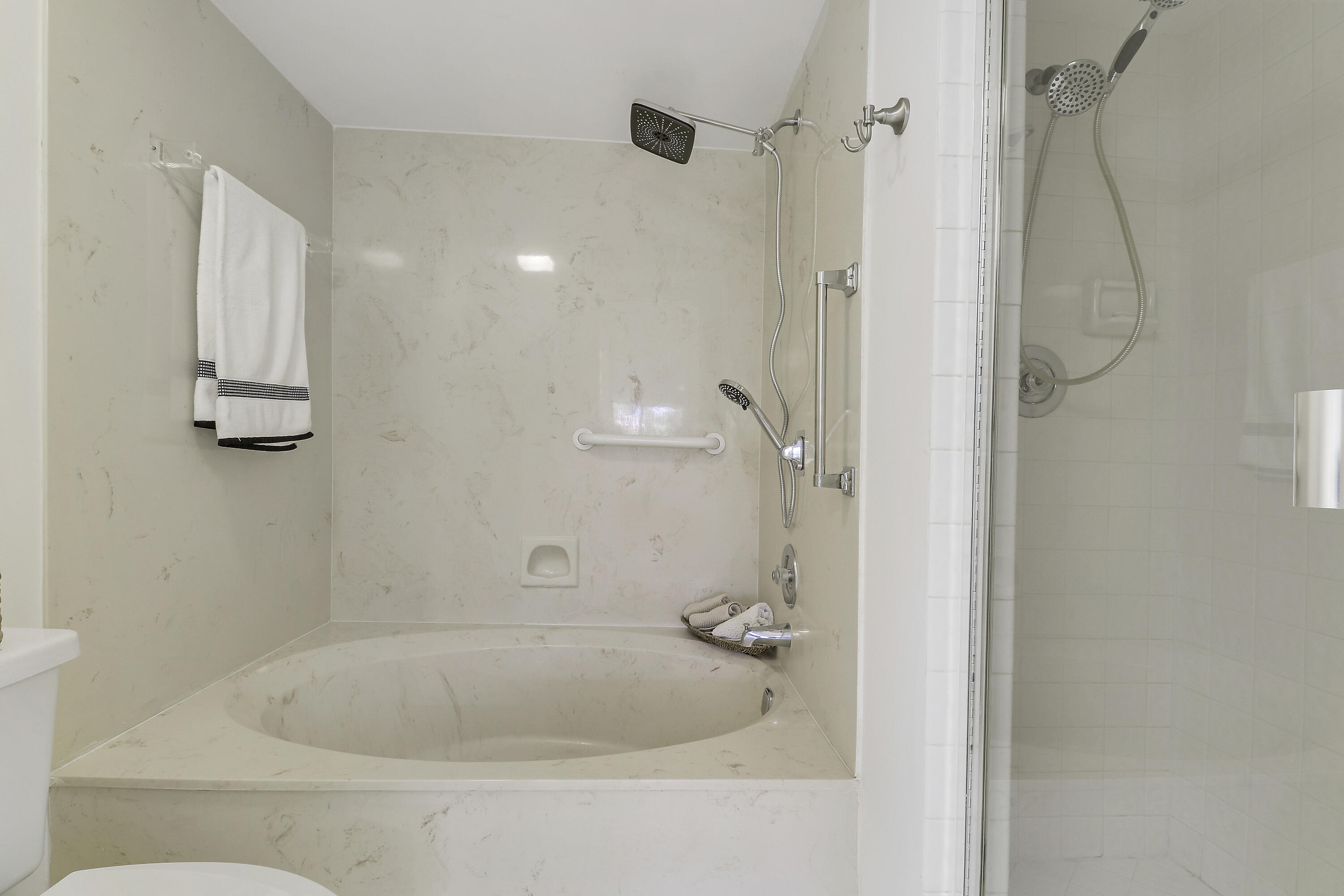 BOCA DELRAY I-III CONDO S FILED IN OR3857P483,4 - Residential