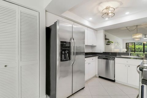 Tiny photo for 5121 Oak Hill Lane #412, Delray Beach, FL 33484 (MLS # B26026222)