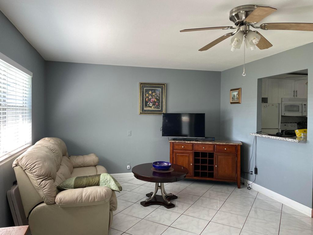 Photo of 55 Waterford C, Delray Beach, FL 33446 (MLS # R10959892)