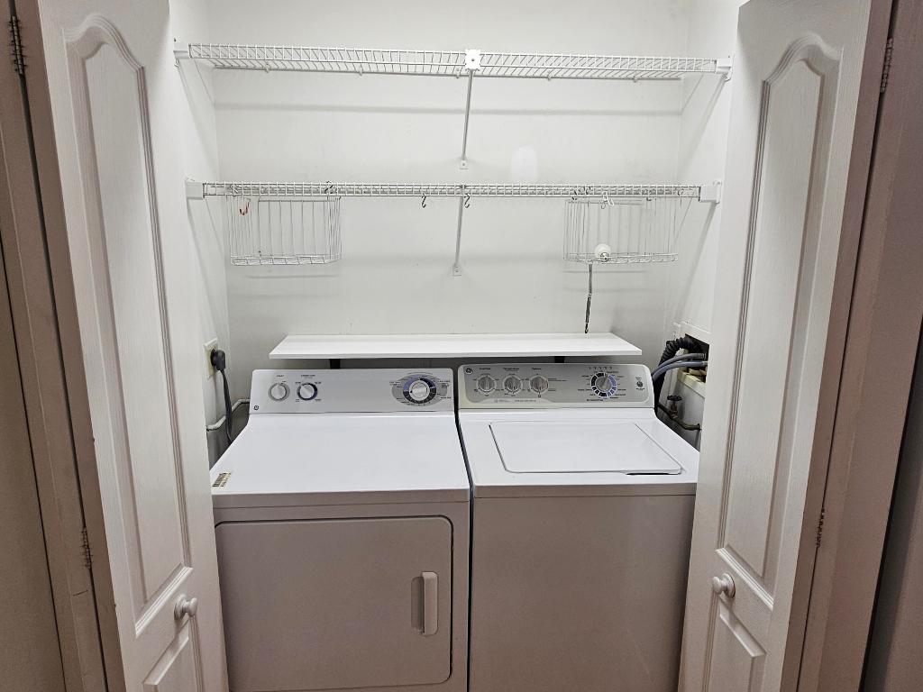 BOCA GARDENS - Residential Lease