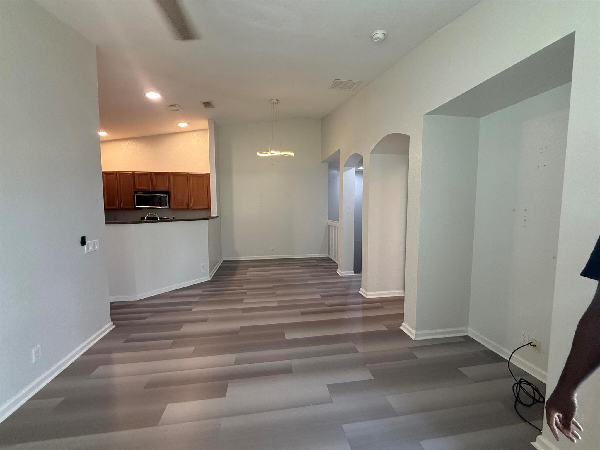 THOUSAND OAKS - Residential Lease