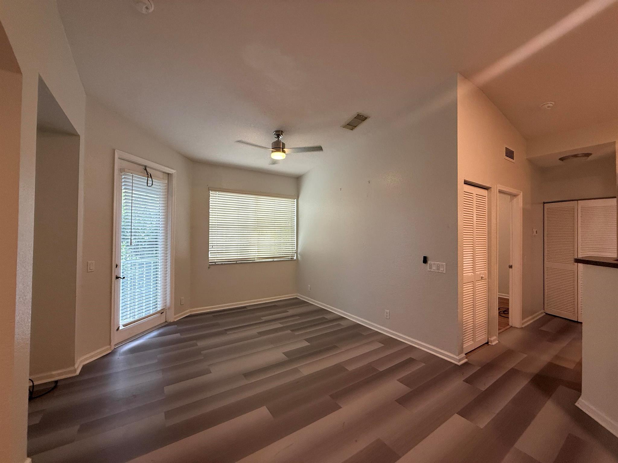 THOUSAND OAKS - Residential Lease