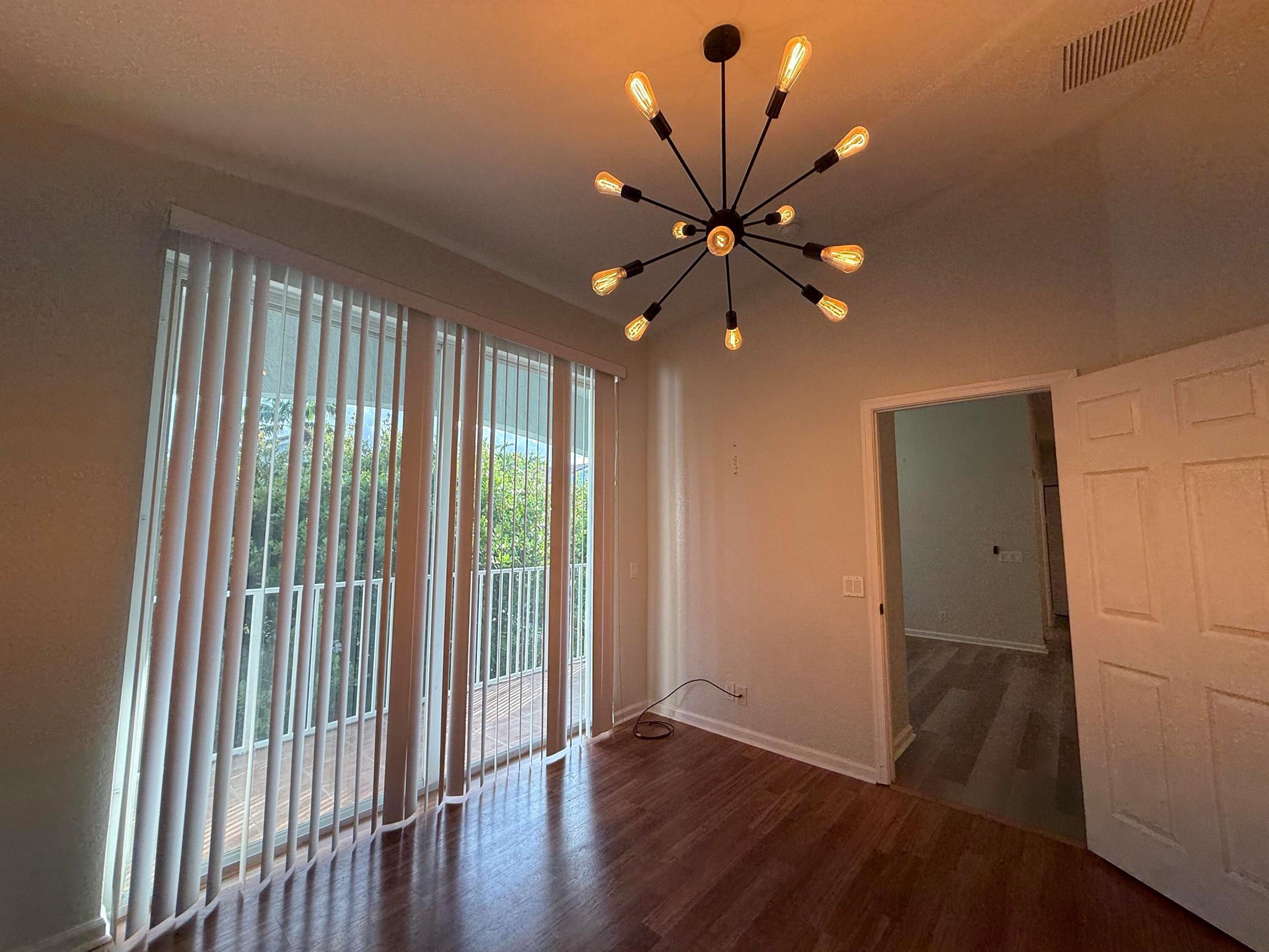 THOUSAND OAKS - Residential Lease