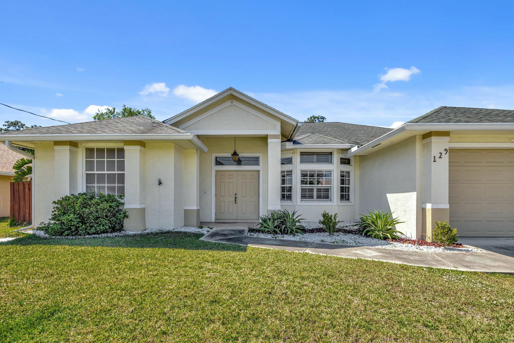 129 SE Fallon Drive