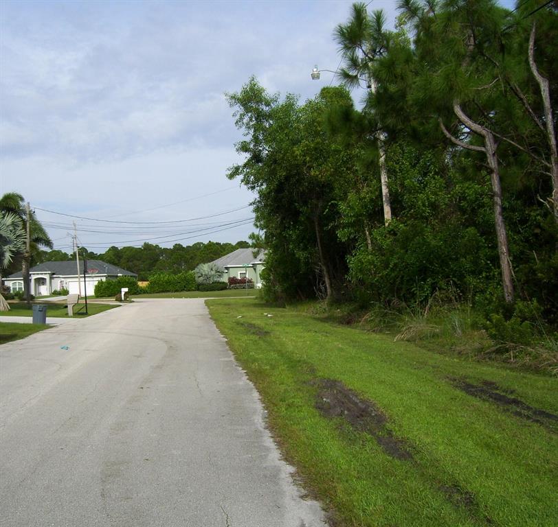 PORT ST LUCIE SECTION 47 - Land
