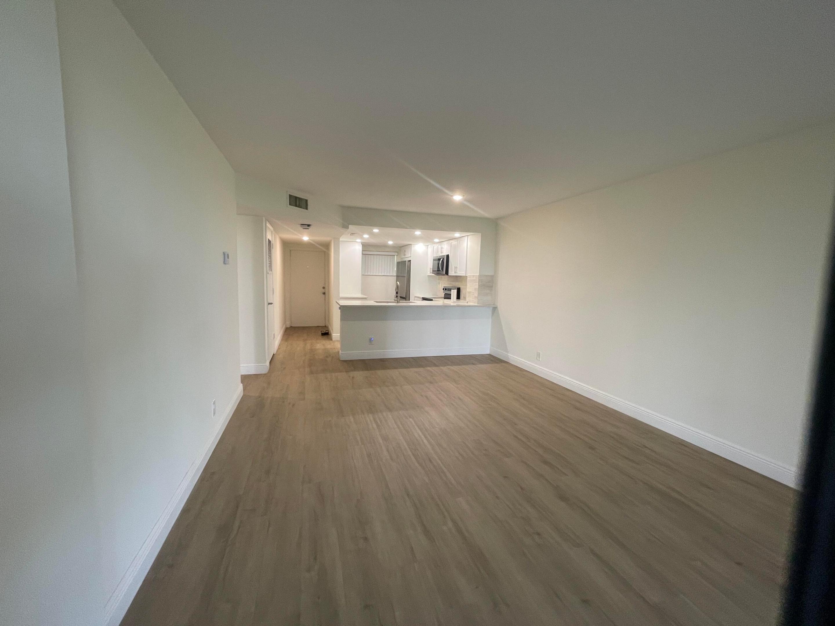 1200 NW 87th Avenue 115