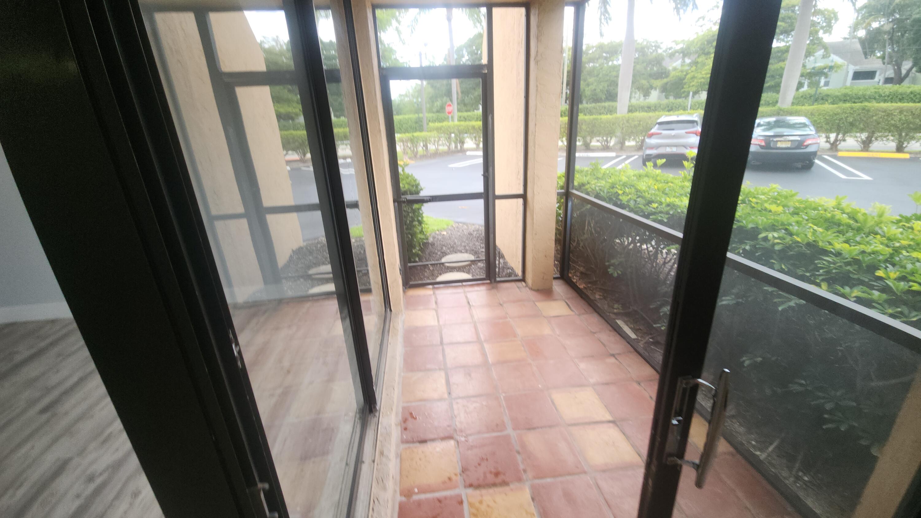 LAVERS DELRAY RACQUET CLUB CONDO - Residential