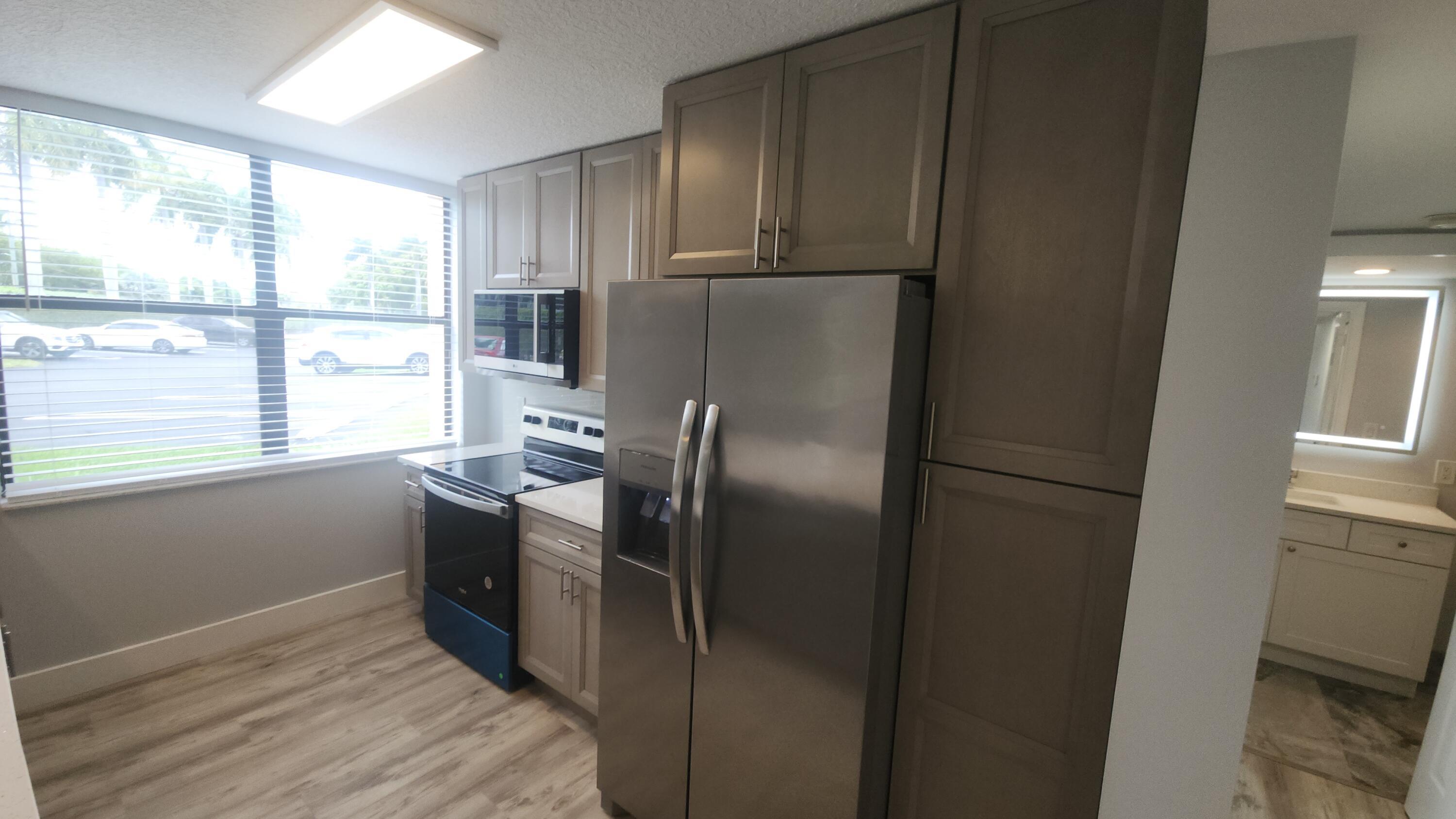 LAVERS DELRAY RACQUET CLUB CONDO - Residential