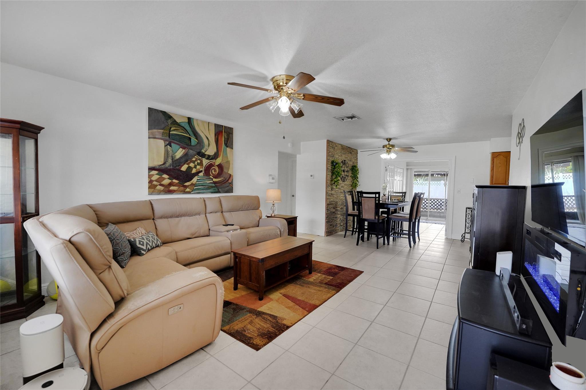 8107 NW 93rd Ter