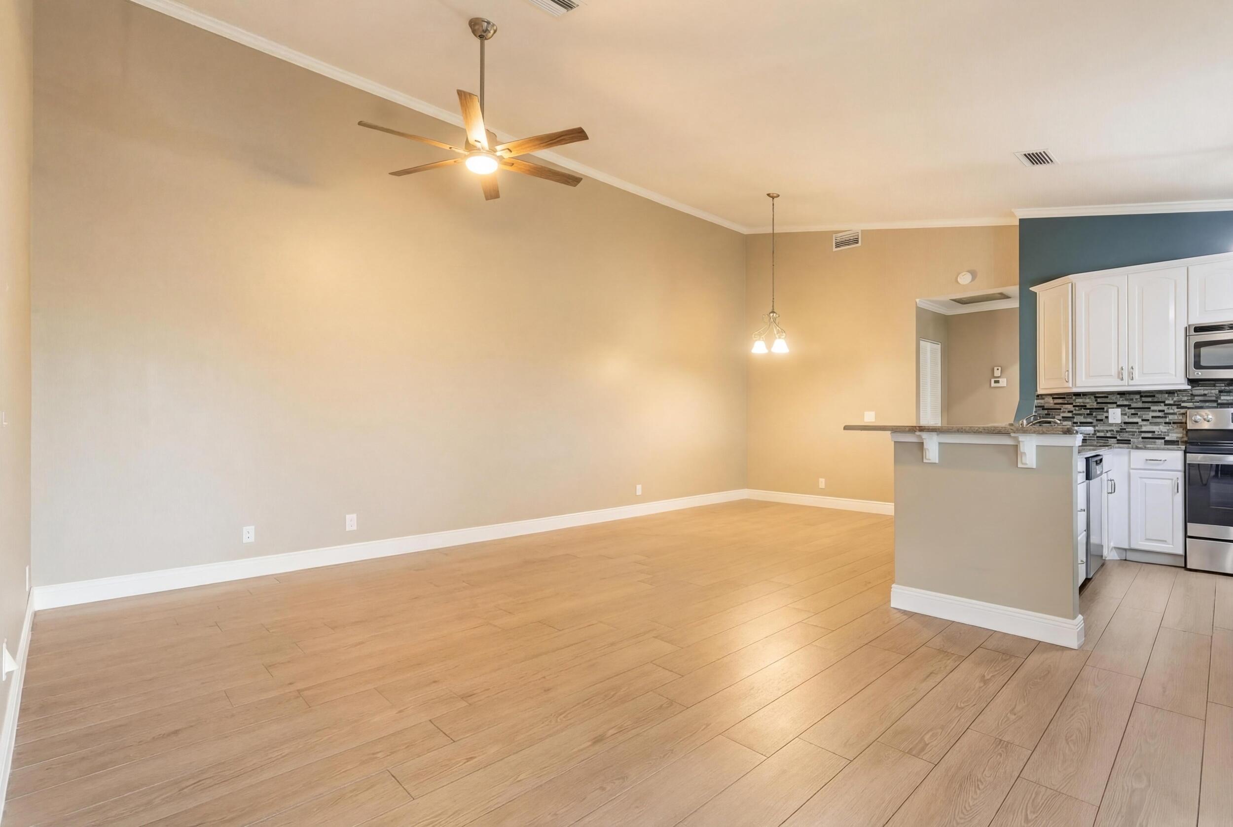 NORTHPOINTE I - Residential Lease