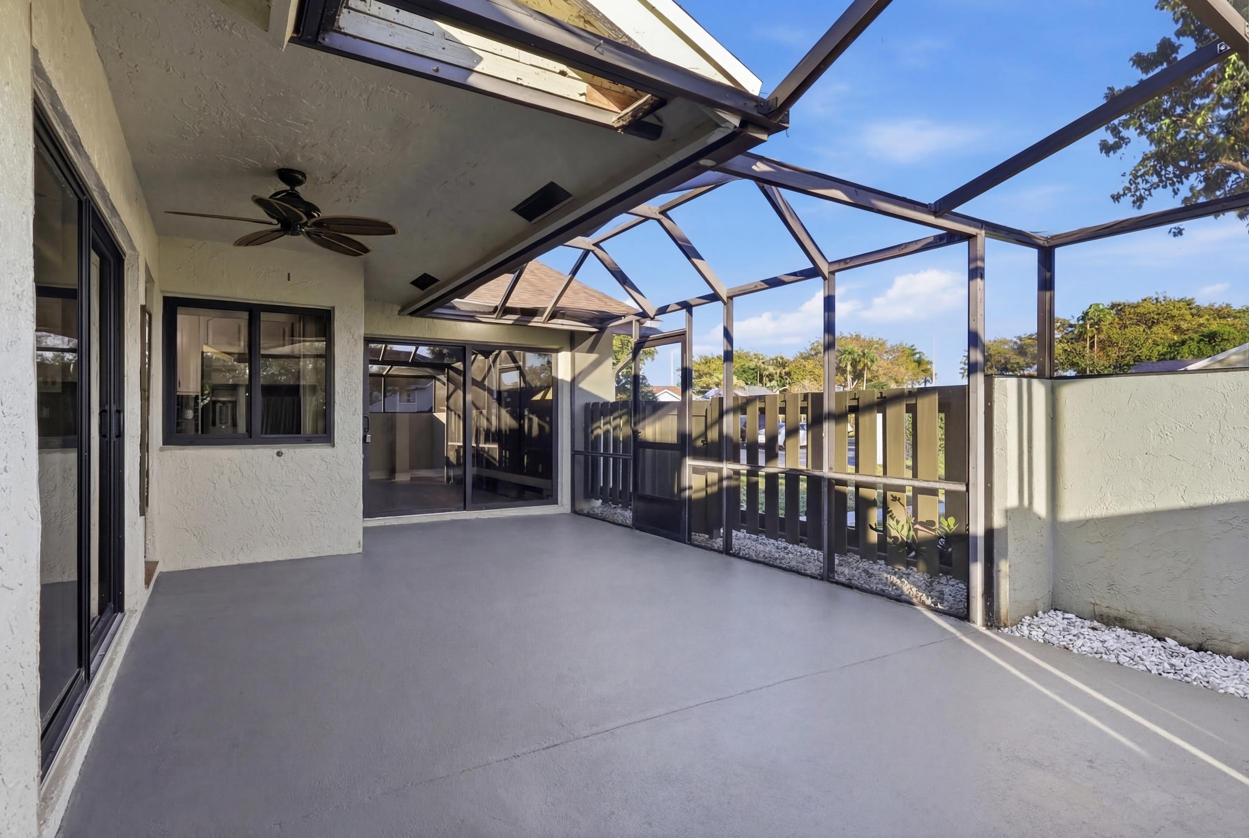 NORTHPOINTE I - Residential Lease