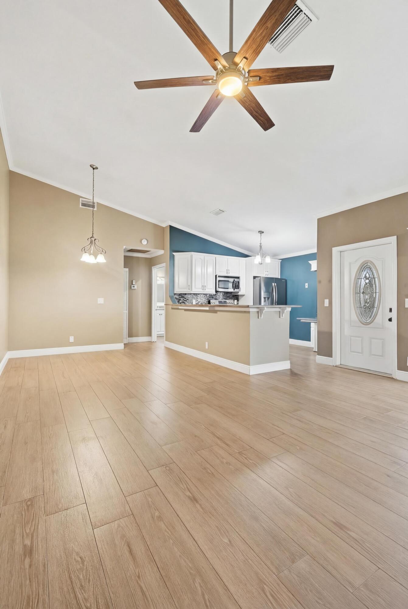 NORTHPOINTE I - Residential Lease