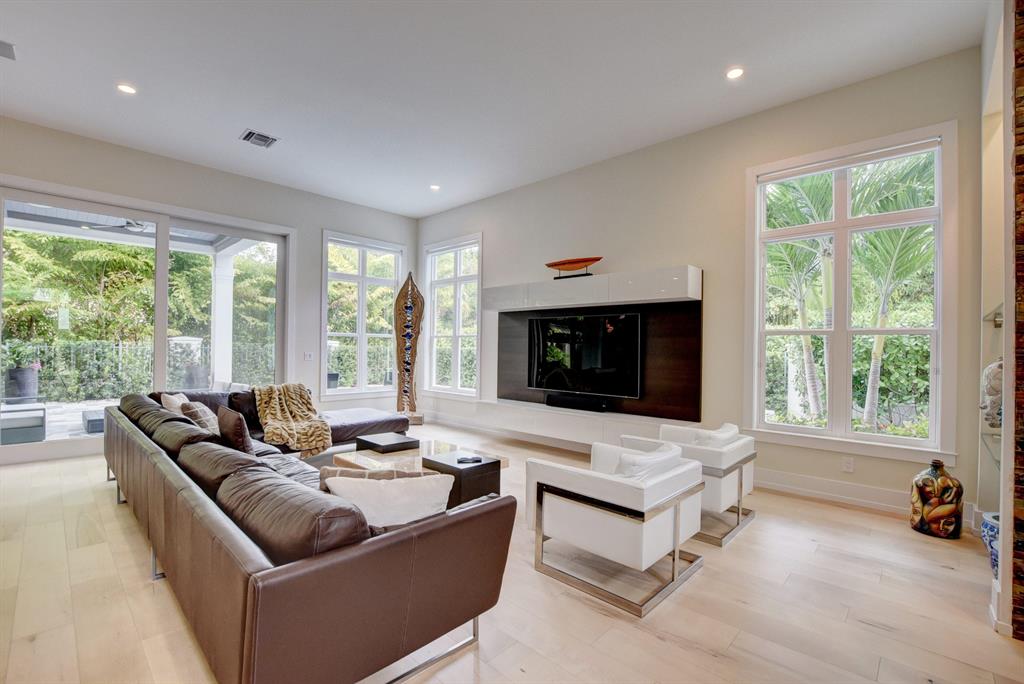 LAGO MAR PUD - Residential