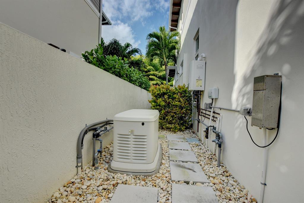 LAGO MAR PUD - Residential