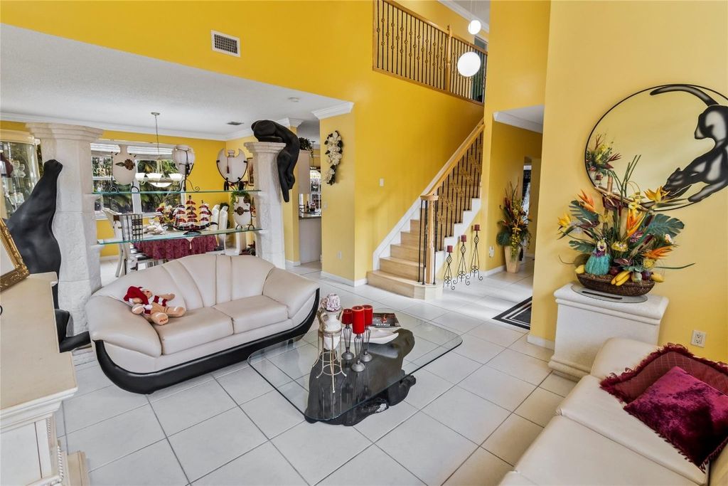 Photo of 14221 N Royal Cove Circle, Davie, FL 33325 (MLS # F10490891)