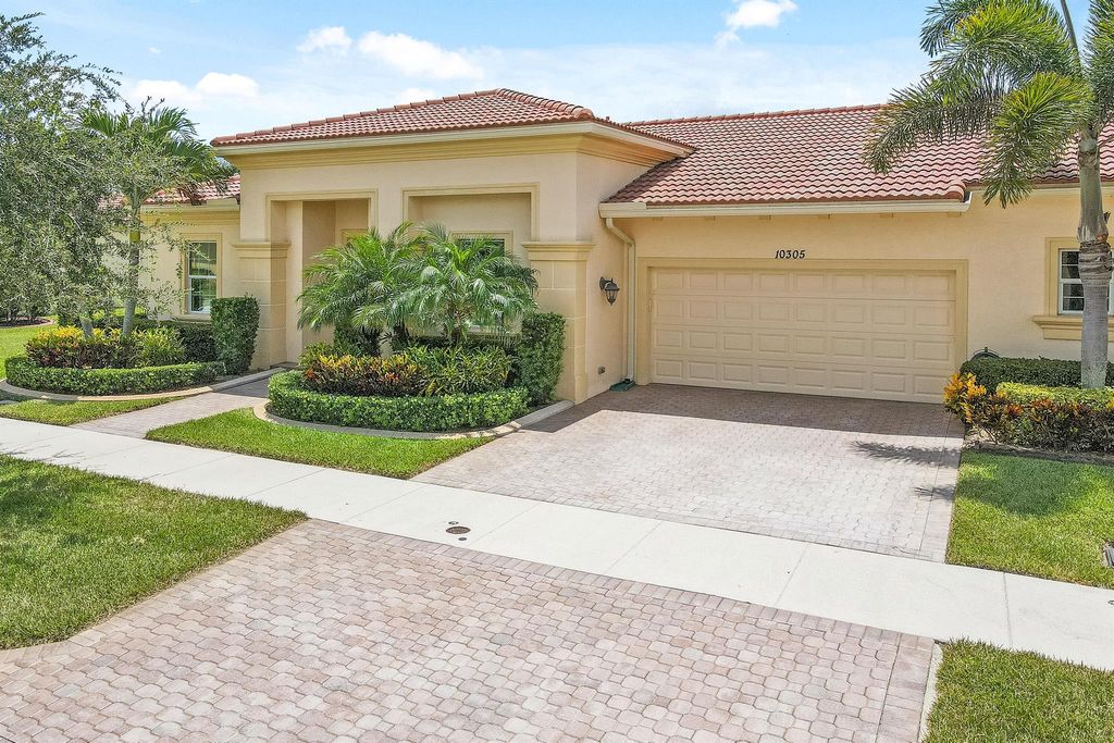 Photo of 10305 SW Ambrose Way, Port Saint Lucie, FL 34986 (MLS # R10911094)