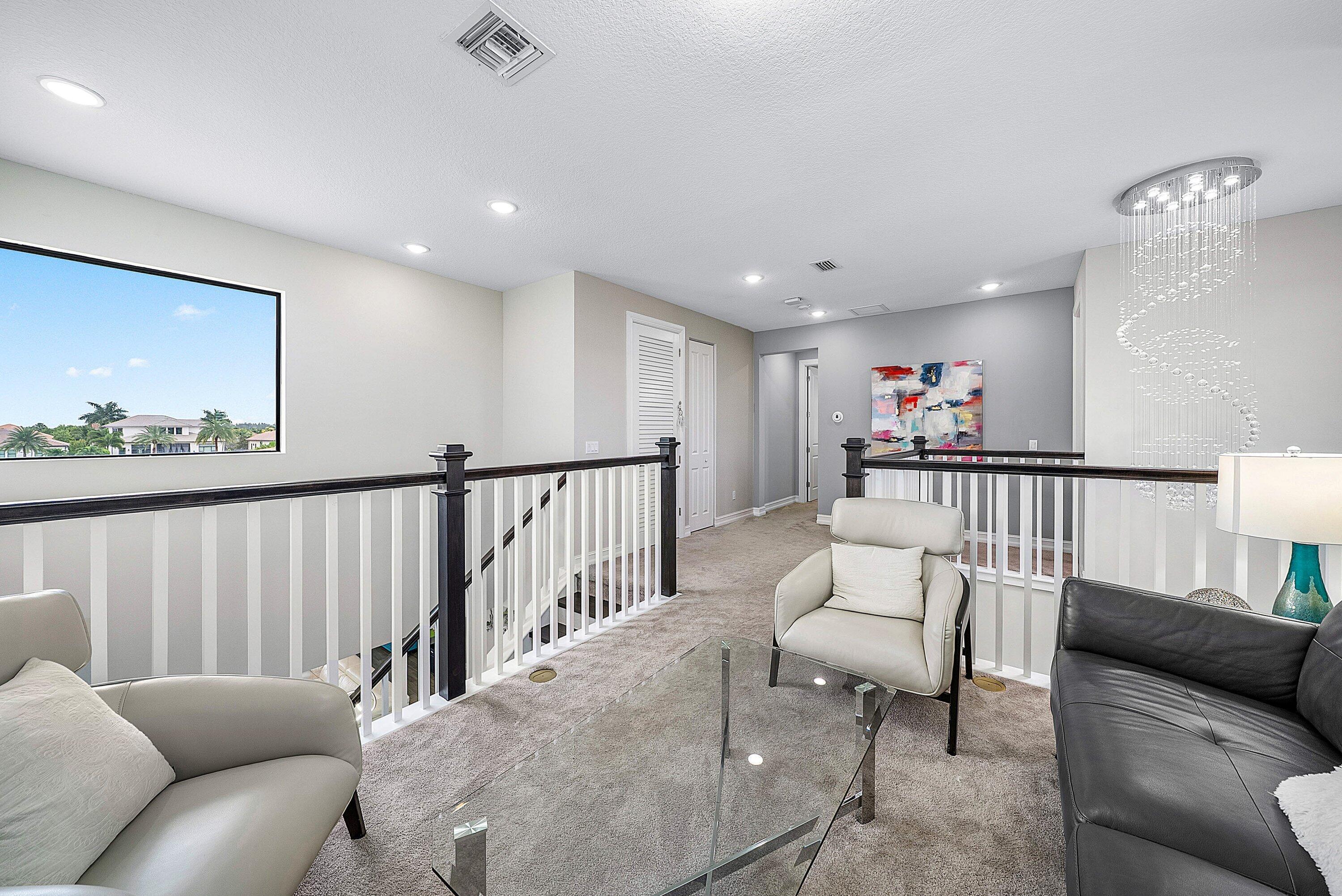 PALM MEADOWS ESTATES - Residential