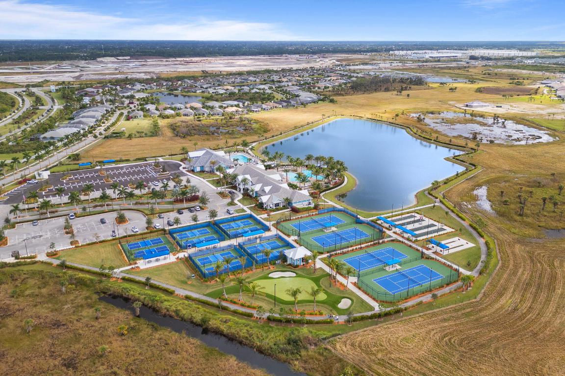 DEL WEBB AT TRADITION PLAT NO. 4 - Residential