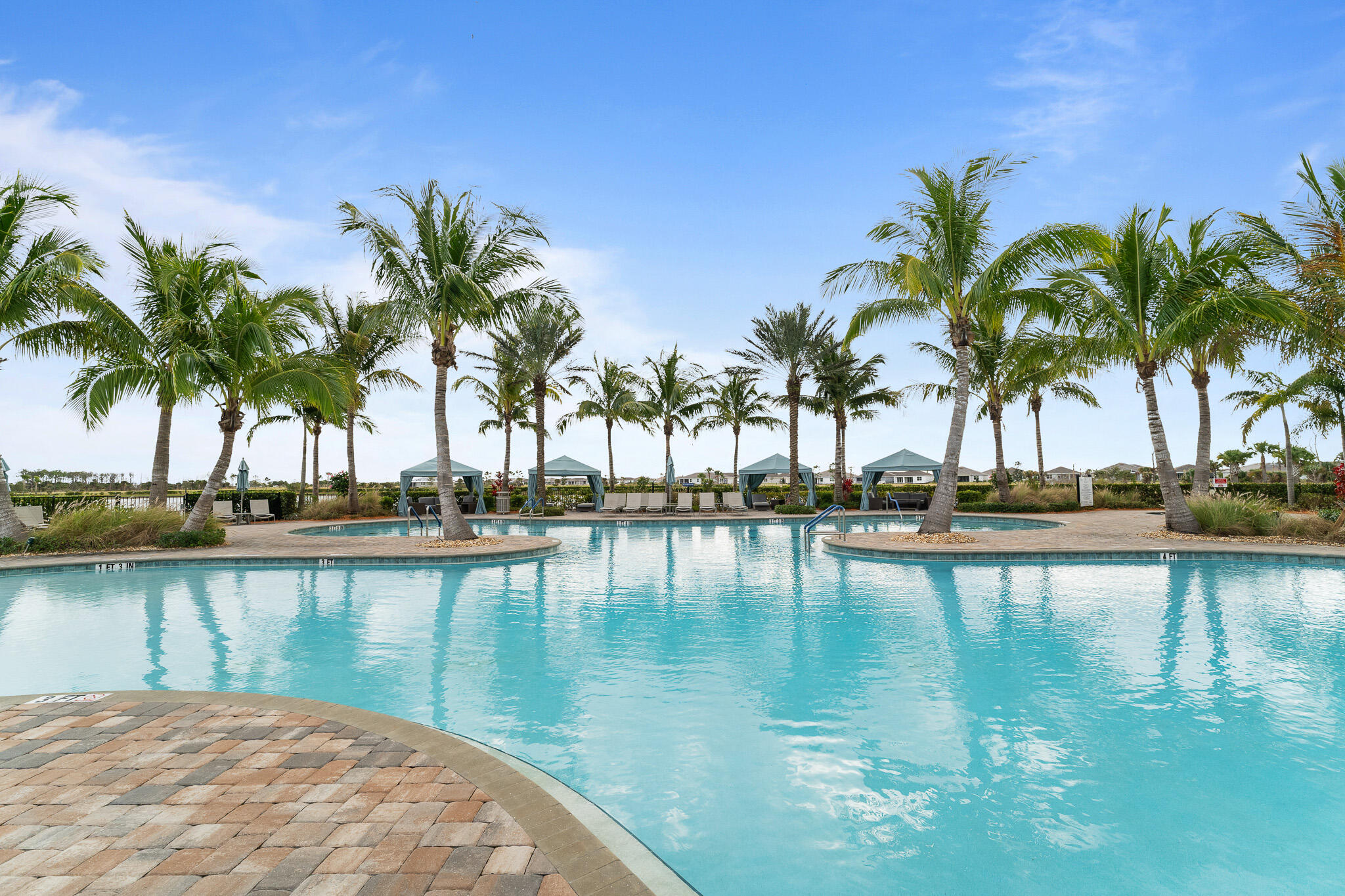 DEL WEBB AT TRADITION PLAT NO. 4 - Residential