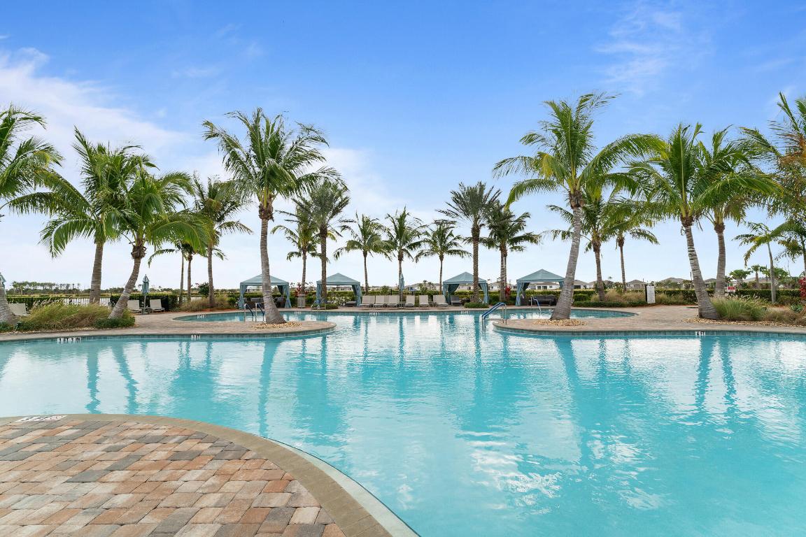 DEL WEBB AT TRADITION PLAT NO. 4 - Residential