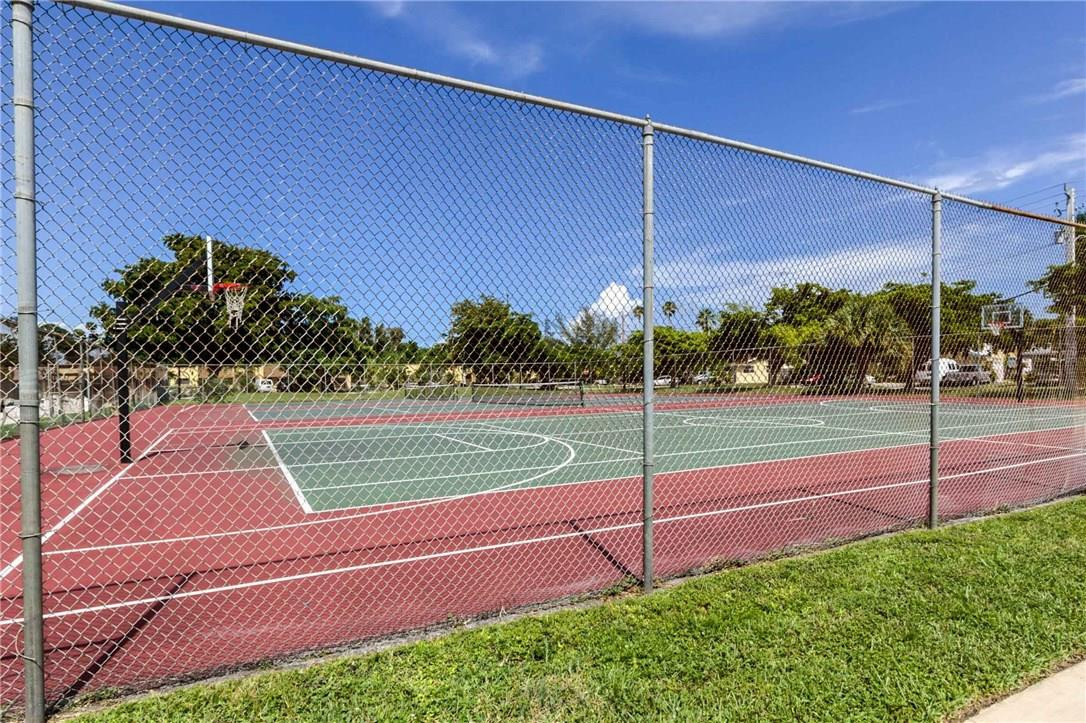 LAKE ISLAND 79-39 B LOT 3 - Residential