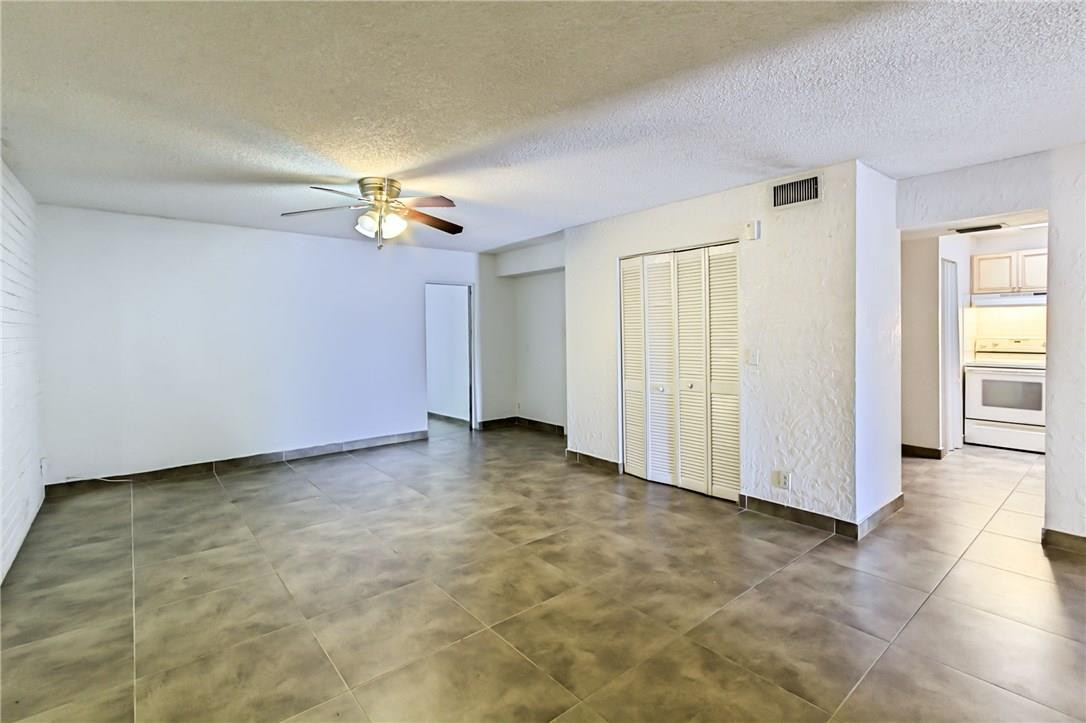 LAKE ISLAND 79-39 B LOT 3 - Residential