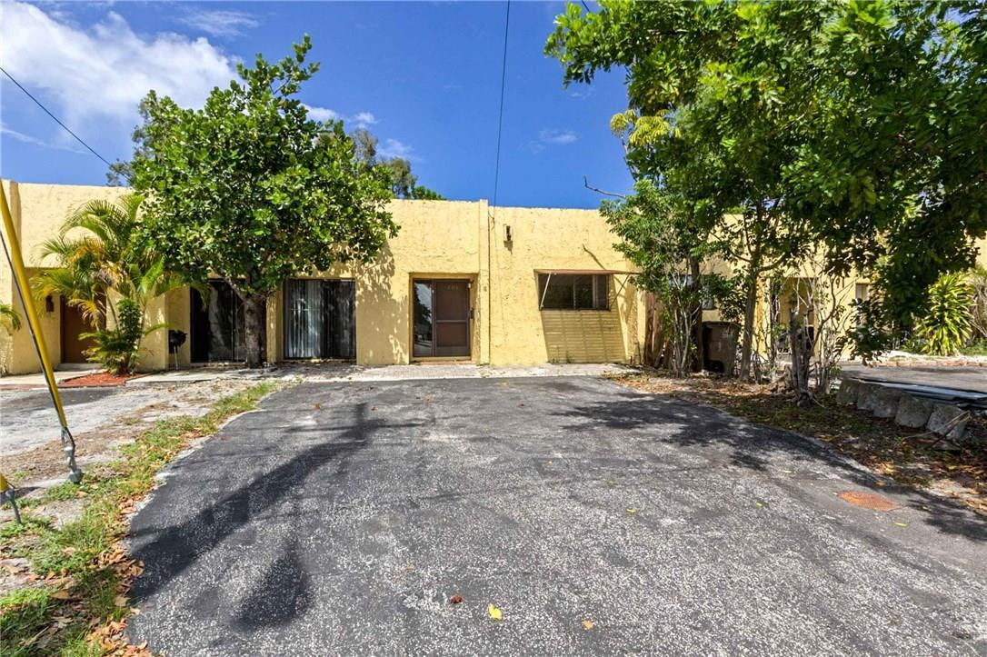 LAKE ISLAND 79-39 B LOT 3 - Residential