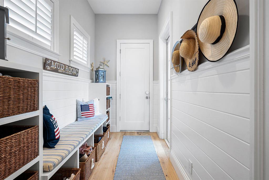 SNOW HILL IN - Residential