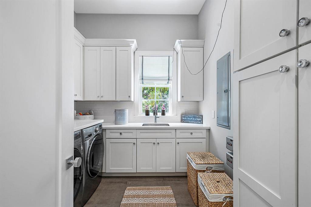 SNOW HILL IN - Residential