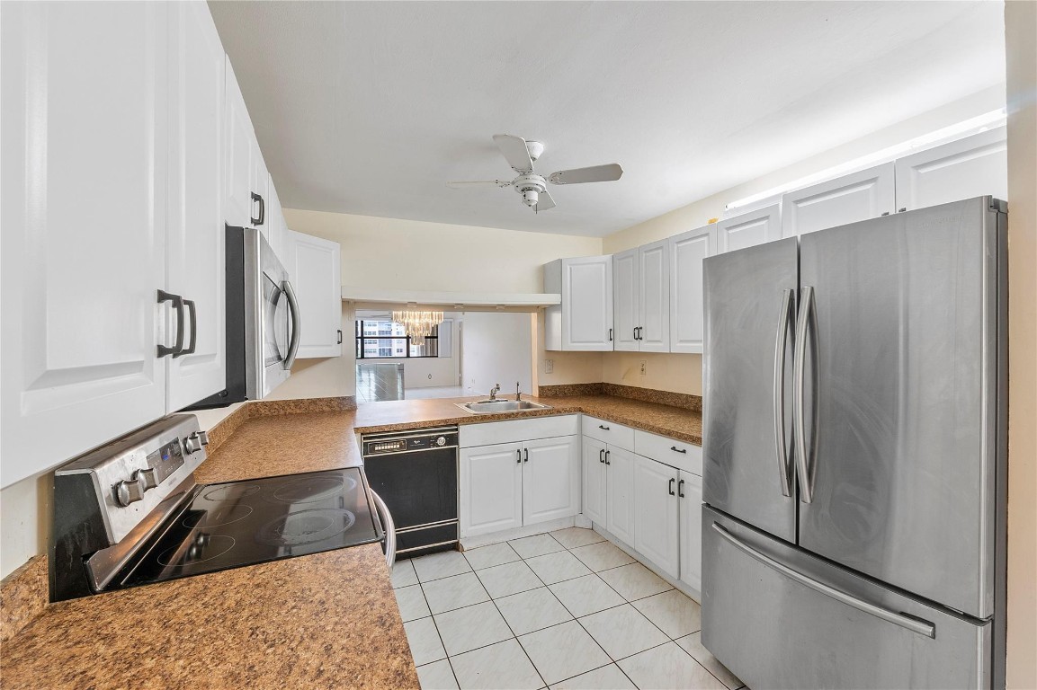 Sunrise Lakes #185 - Residential