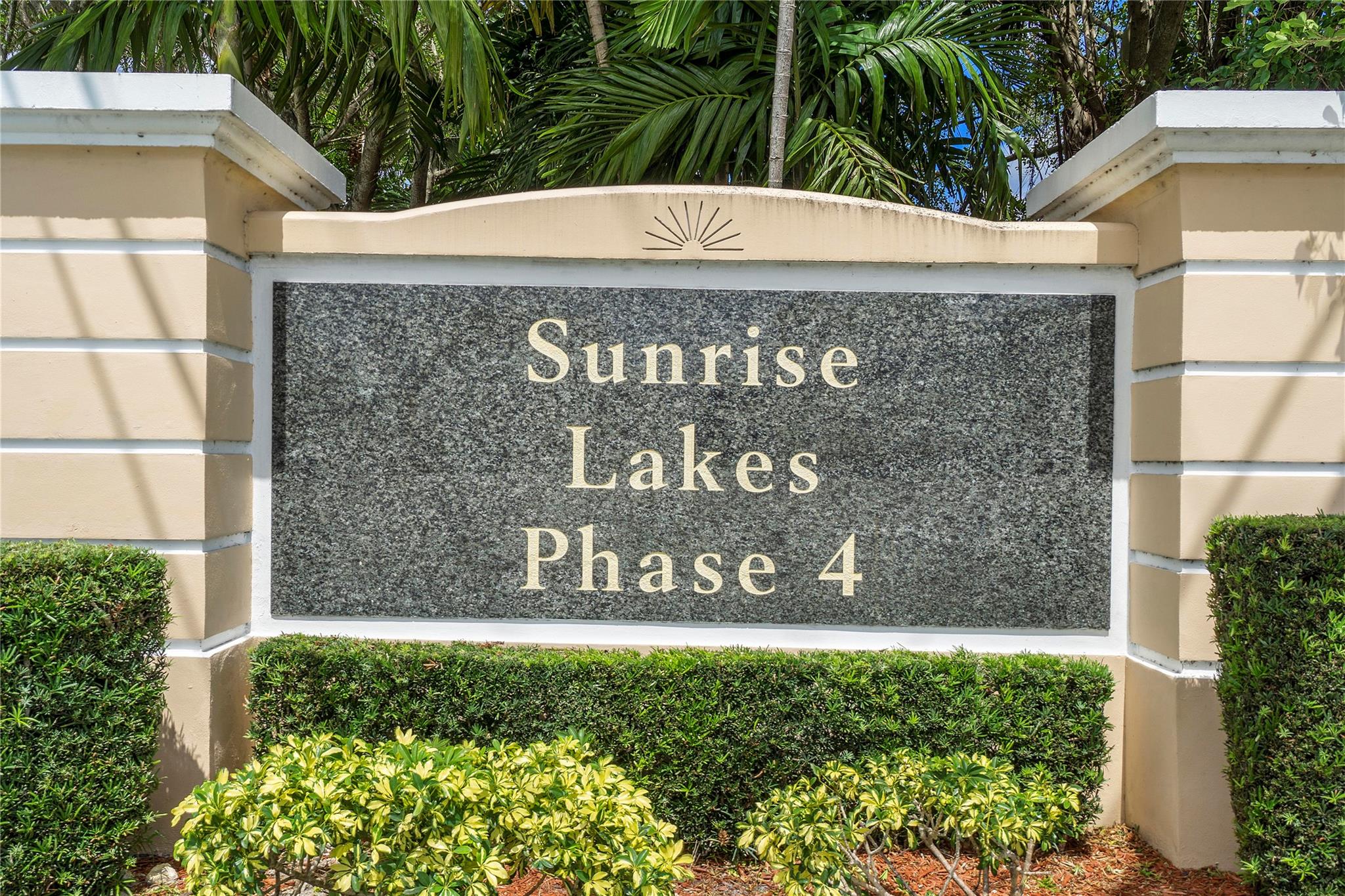 Sunrise Lakes #185 - Residential