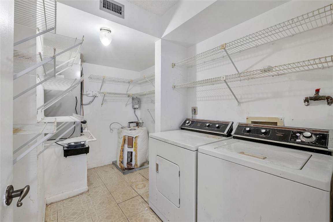 Sunrise Lakes #185 - Residential