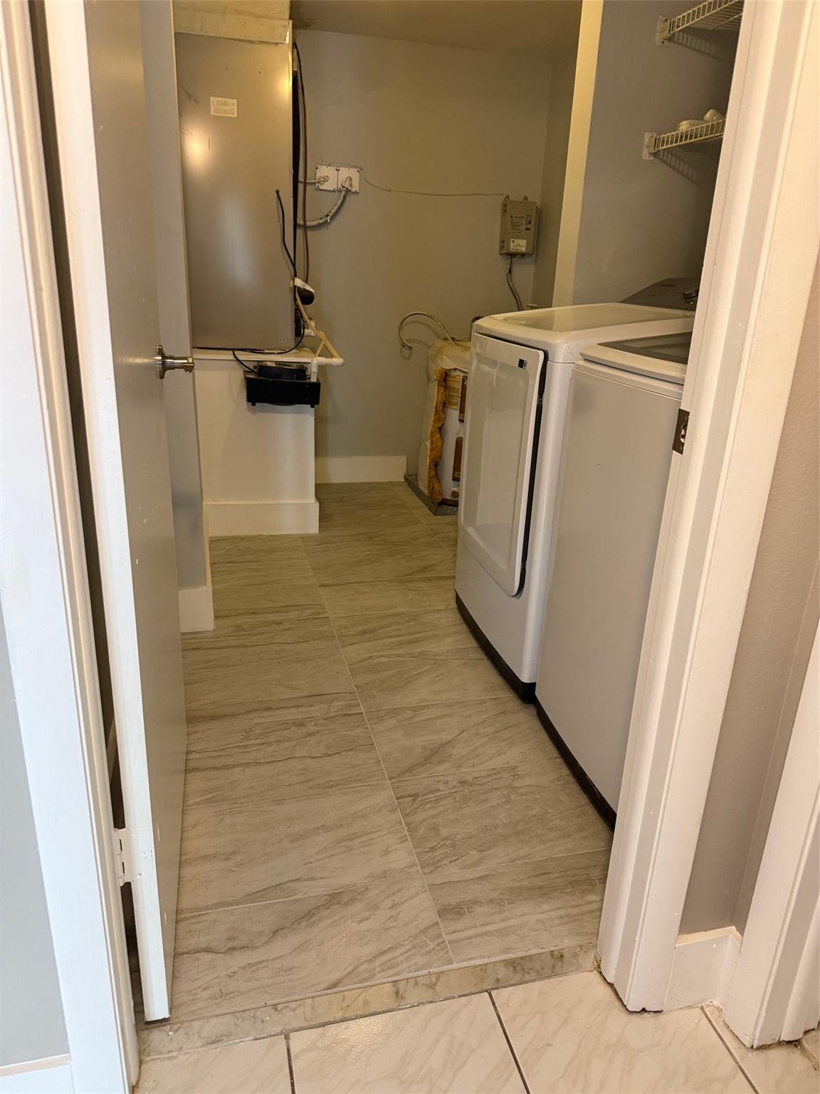 Sunrise Lakes #185 - Residential