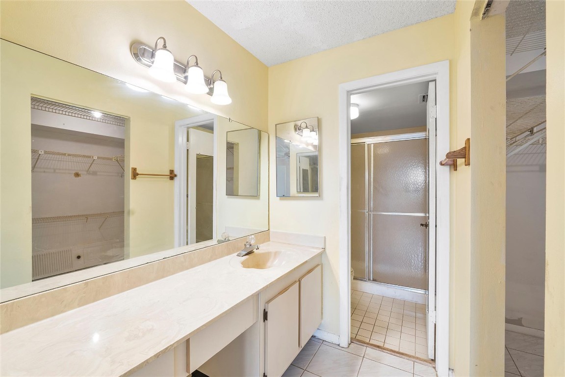 Sunrise Lakes #185 - Residential