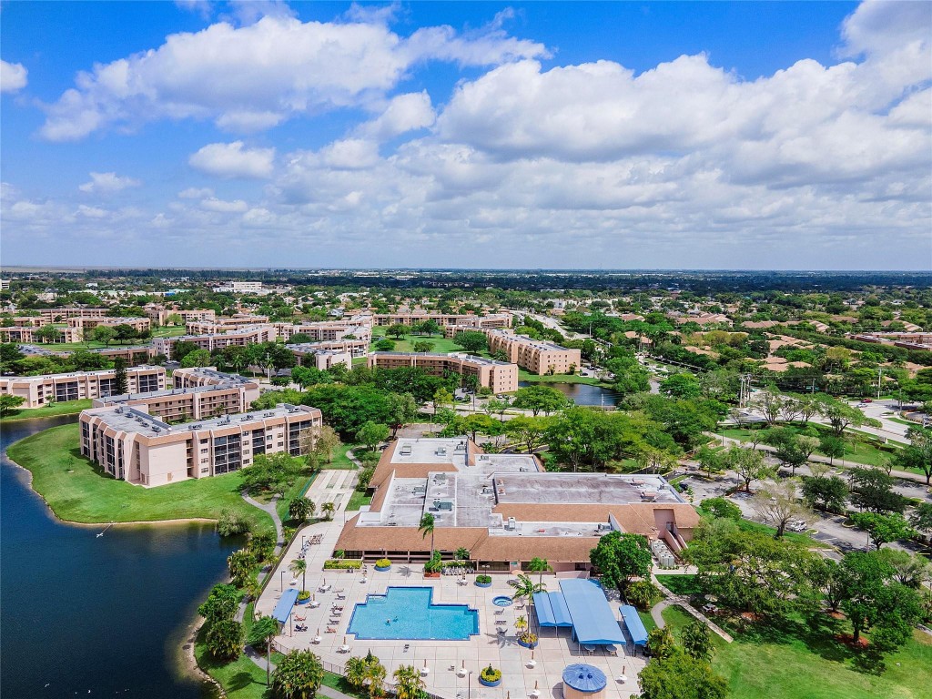 Sunrise Lakes #185 - Residential