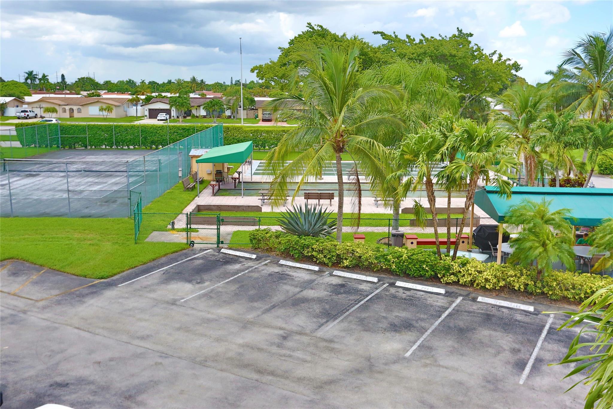 6700 Royal Palm Blvd 309