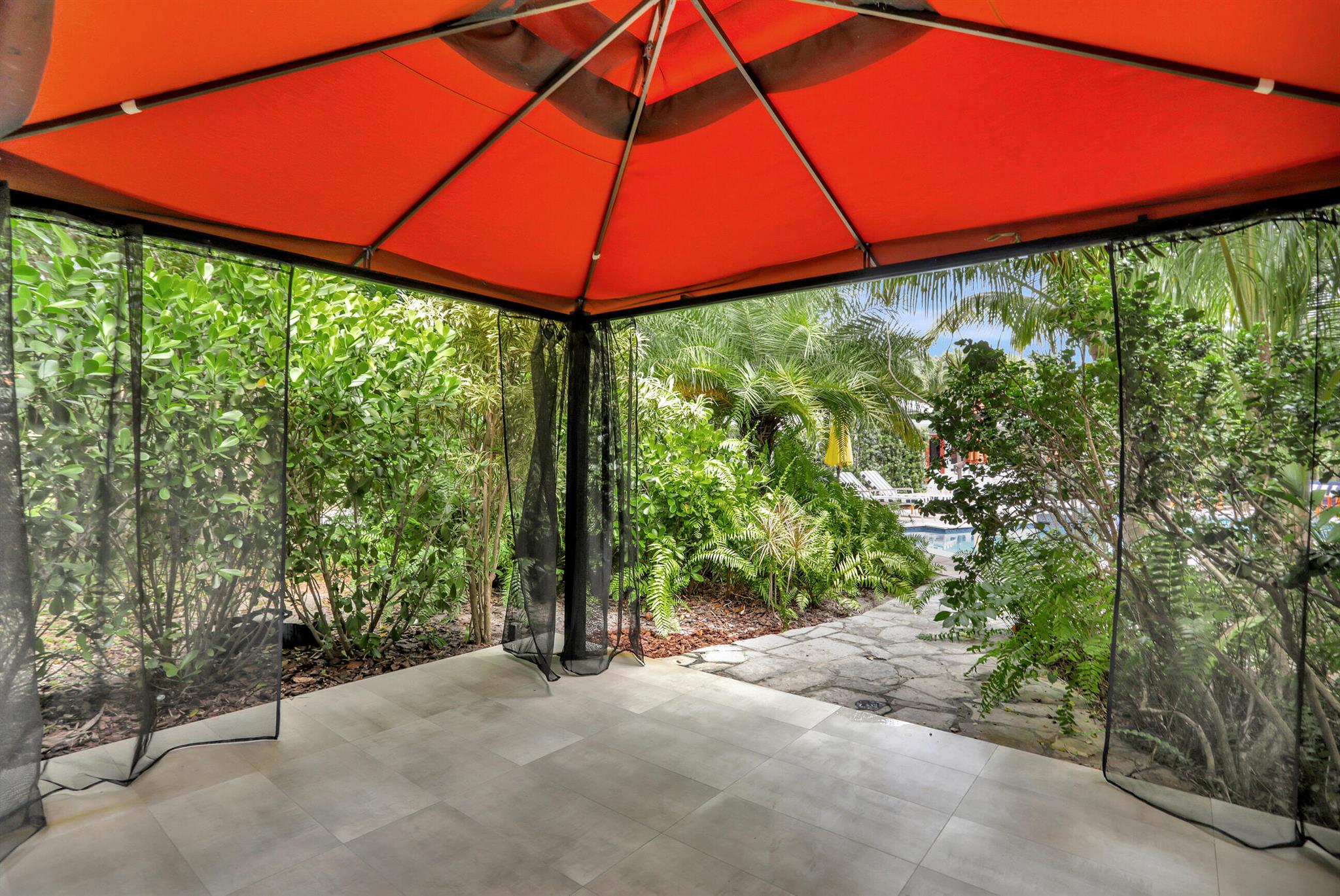 Coral Ridge - Residential