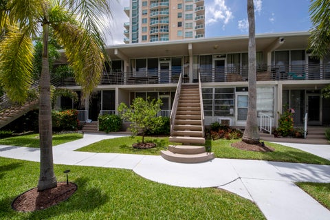 Featured picture for the property R11122711