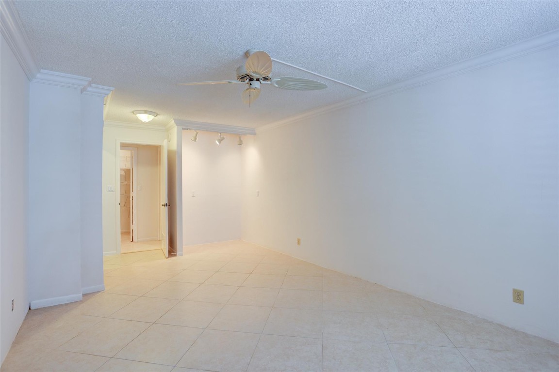 AMBASSADORS V SOUTH CONDO - Residential
