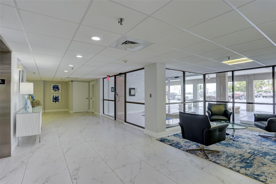 AMBASSADORS V SOUTH CONDO - Residential