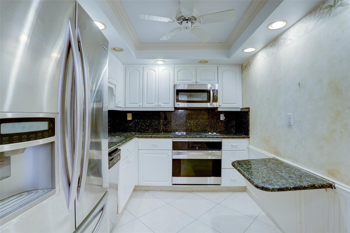 AMBASSADORS V SOUTH CONDO - Residential