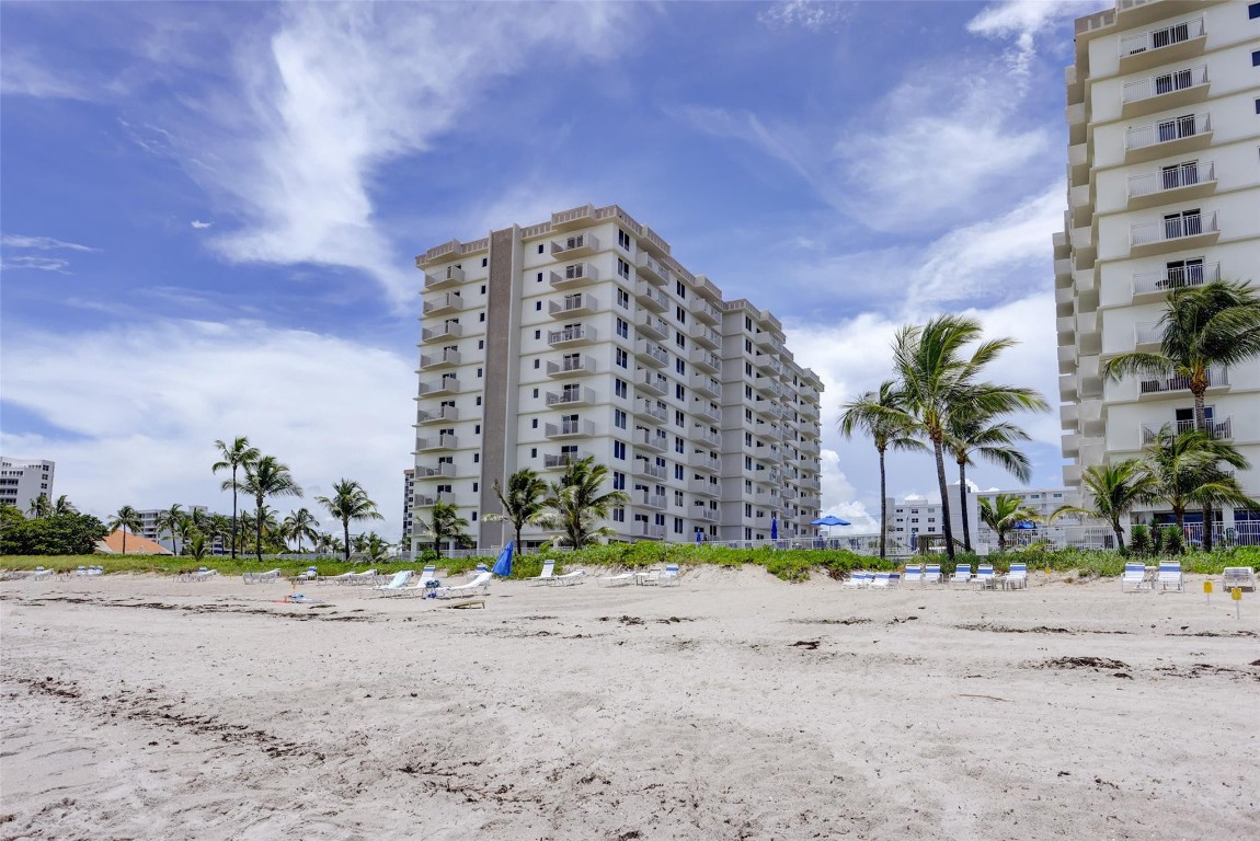 AMBASSADORS V SOUTH CONDO - Residential