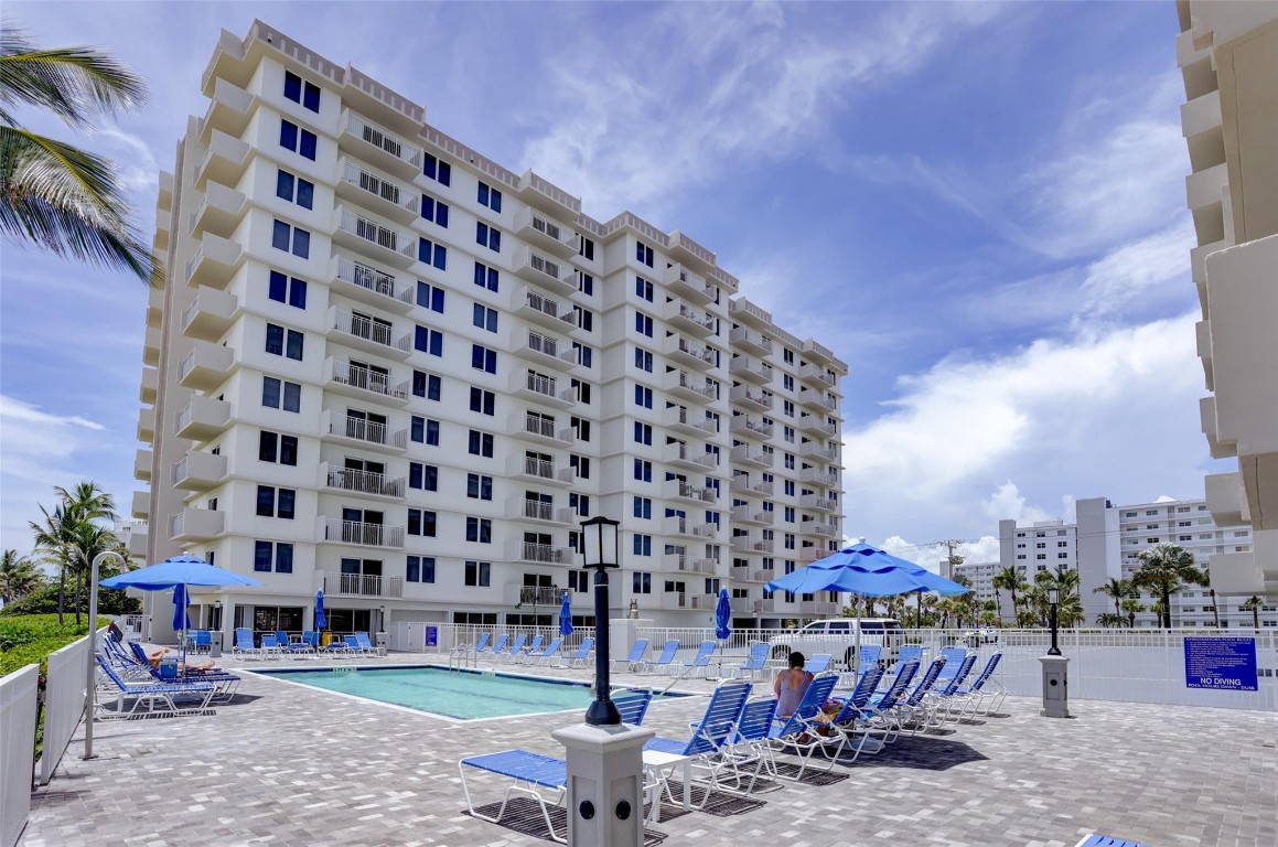 AMBASSADORS V SOUTH CONDO - Residential
