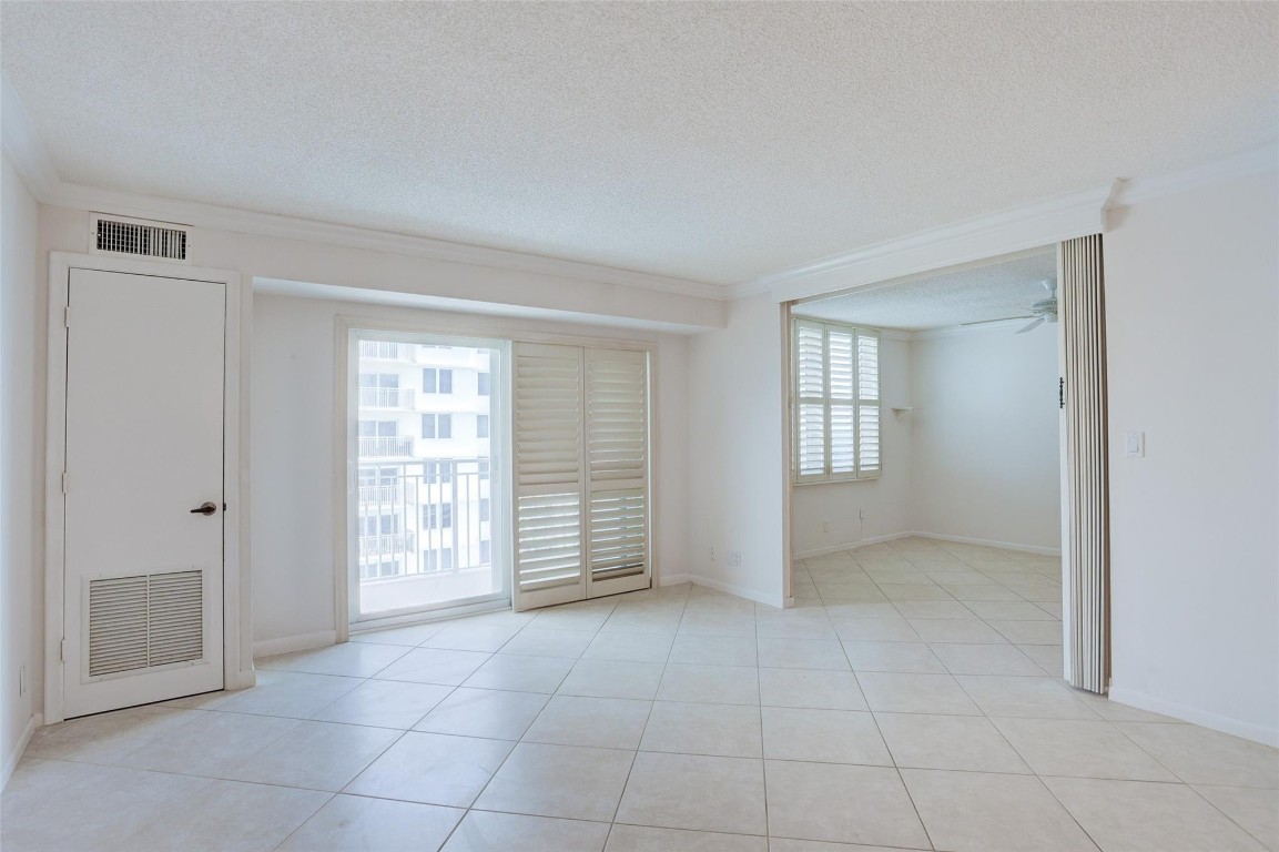 AMBASSADORS V SOUTH CONDO - Residential