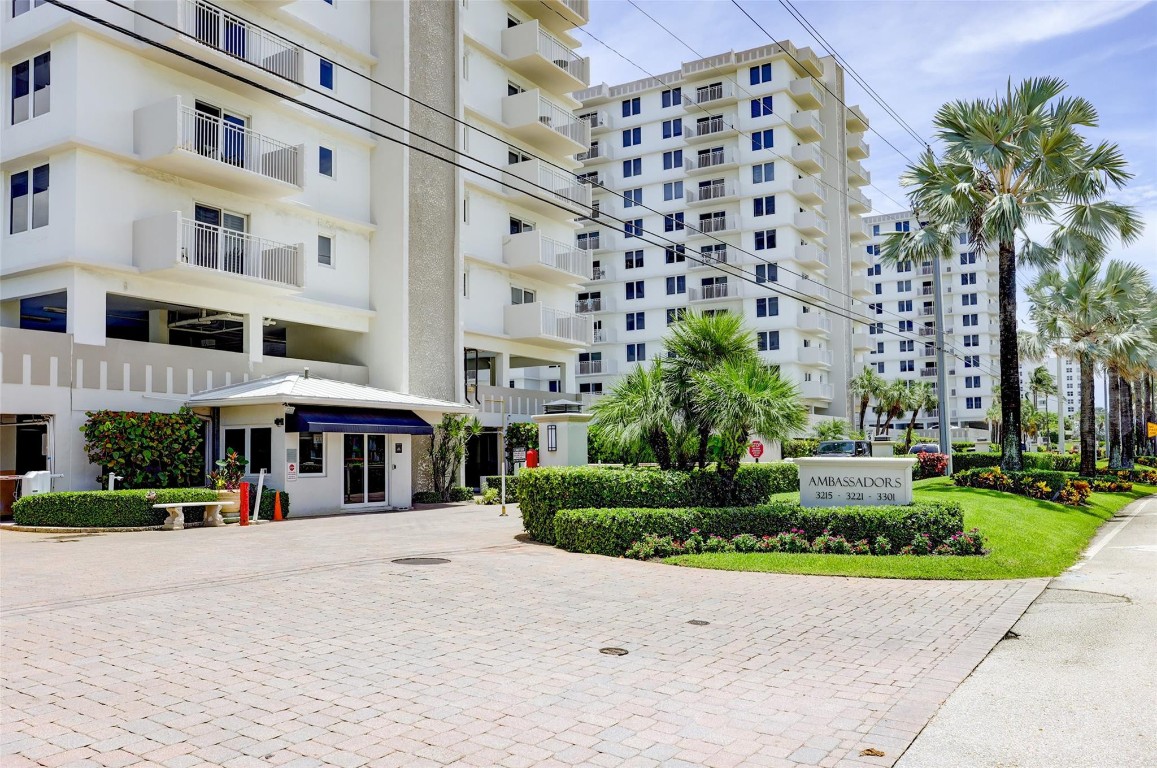 AMBASSADORS V SOUTH CONDO - Residential
