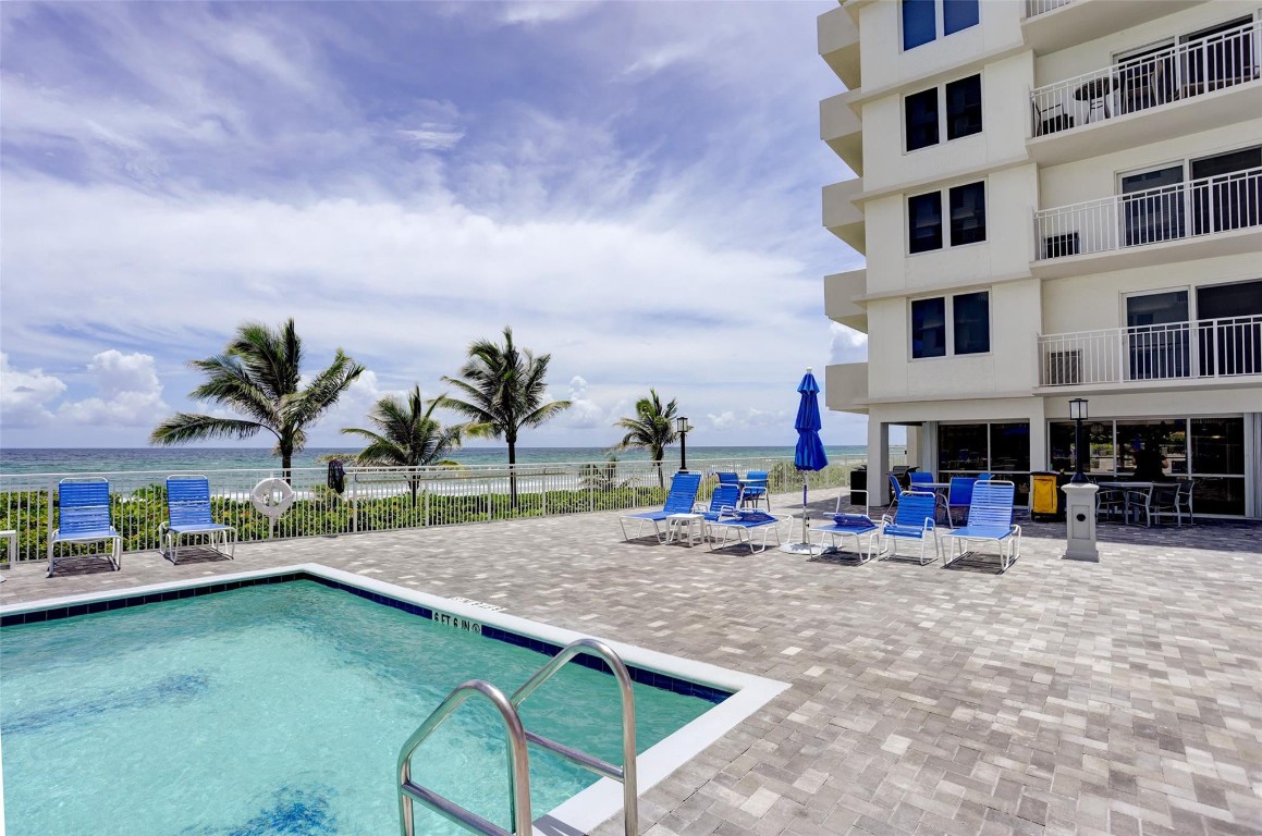 AMBASSADORS V SOUTH CONDO - Residential