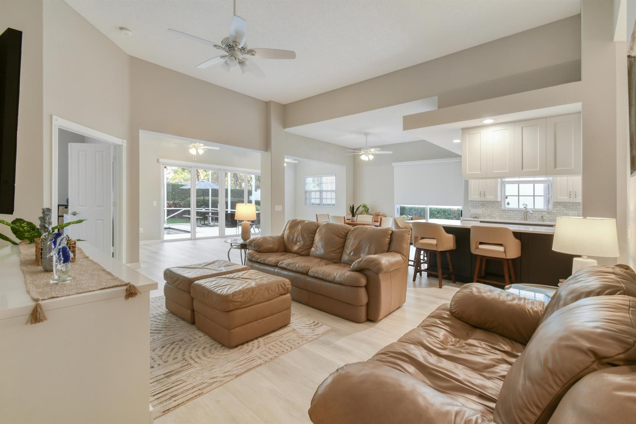 OAKS EAST 2 - Residential