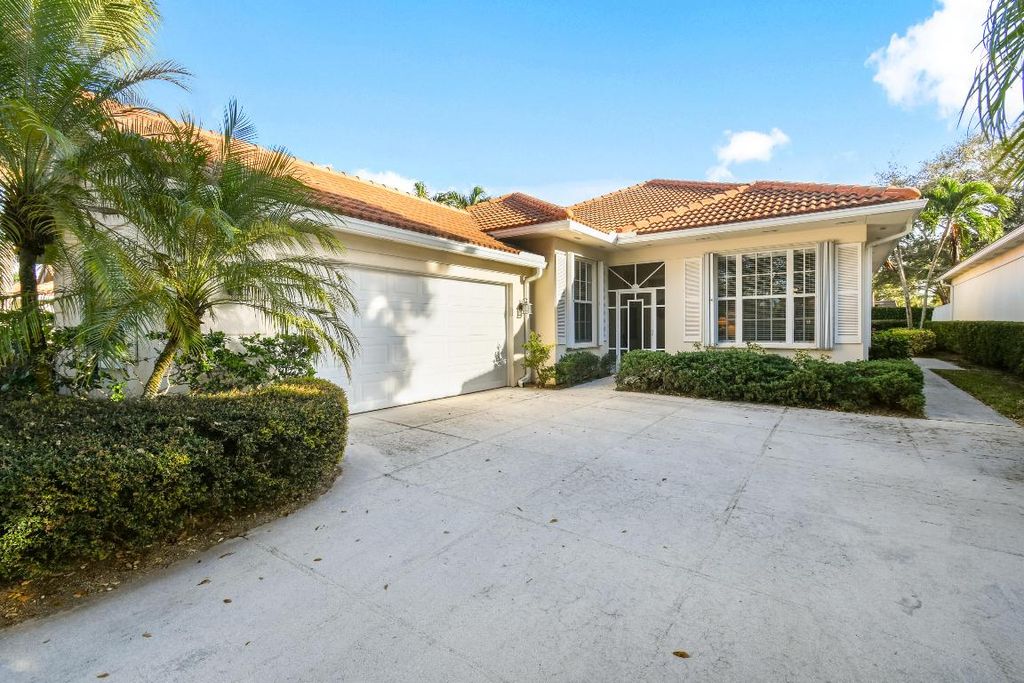 Photo of 403 Kelsey Park Drive, Palm Beach Gardens, FL 33410 (MLS # R11141089)