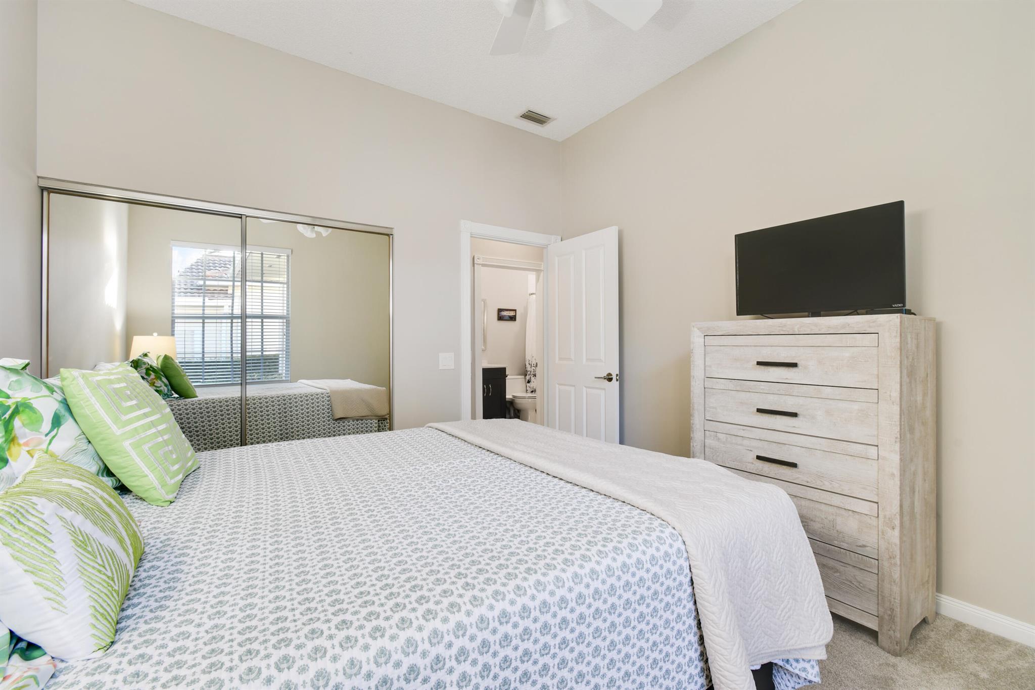 OAKS EAST 2 - Residential